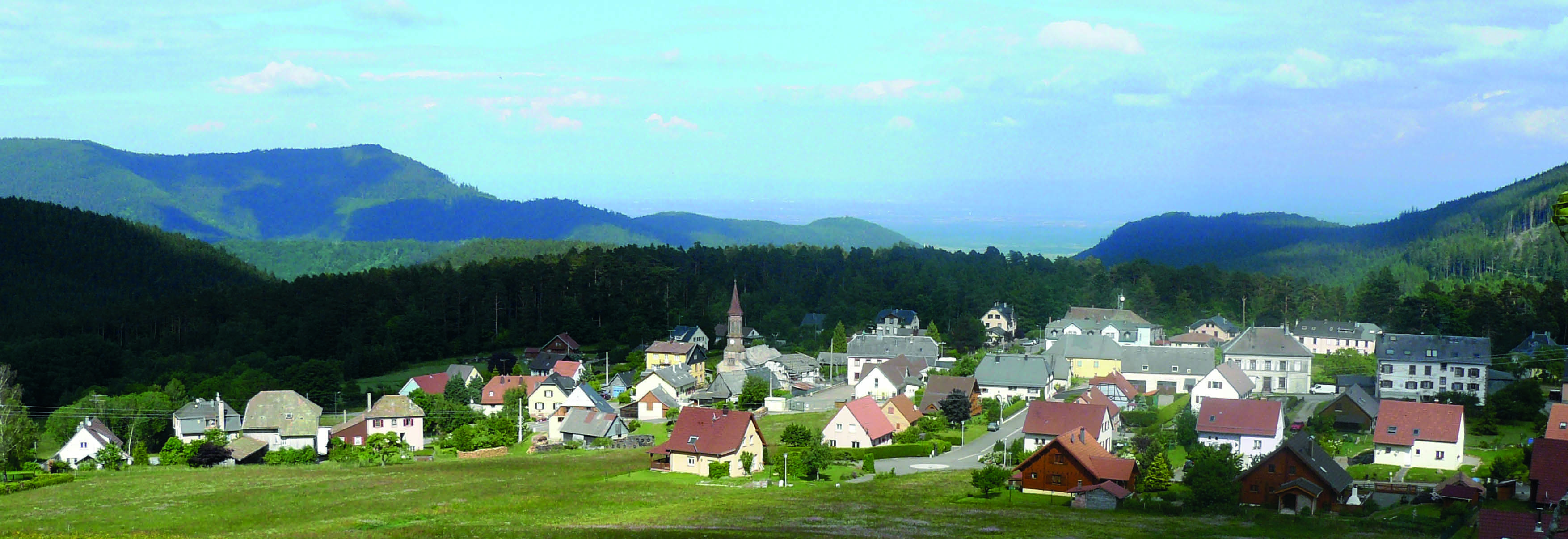 Photo du paysage du village d'Aubure